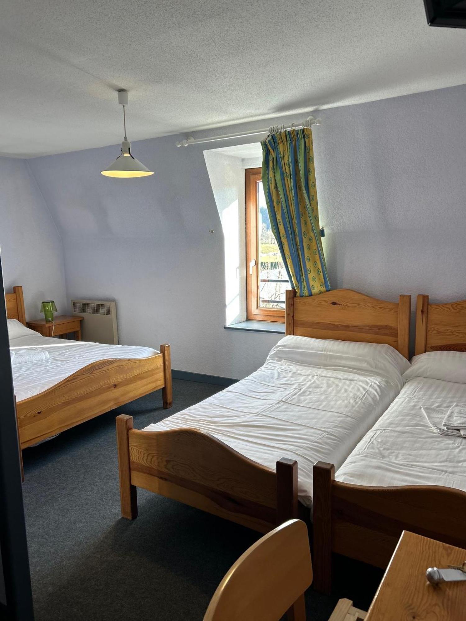 Aux Globe-Trotters Hotel Мюра Екстериор снимка